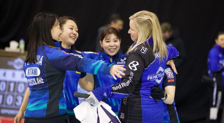Satsuki Fujisawa beats Jennifer Jones in emotional moment