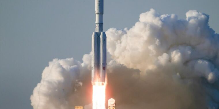 ULA Launches Final Delta IV Heavy