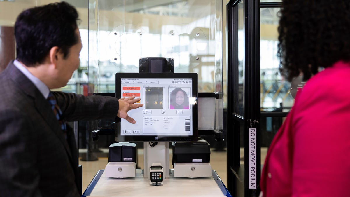 Senators Push Back Against TSA Facial Recognition Expansion
