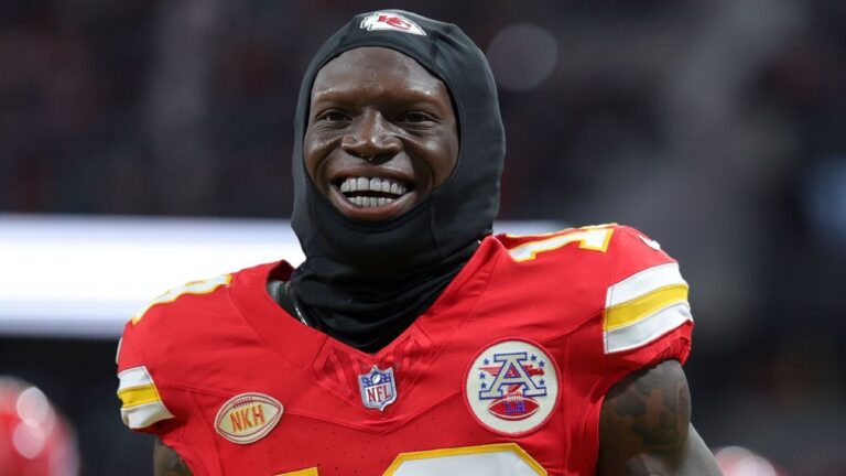 Chiefs decline 2025 option on WR Kadarius Toney