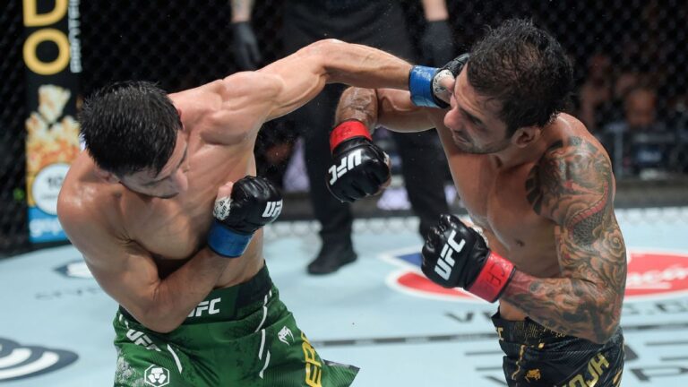 Alexandre Pantoja Retains UFC Flyweight Title