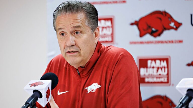 John Calipari Embraces Smaller Roster Strategy