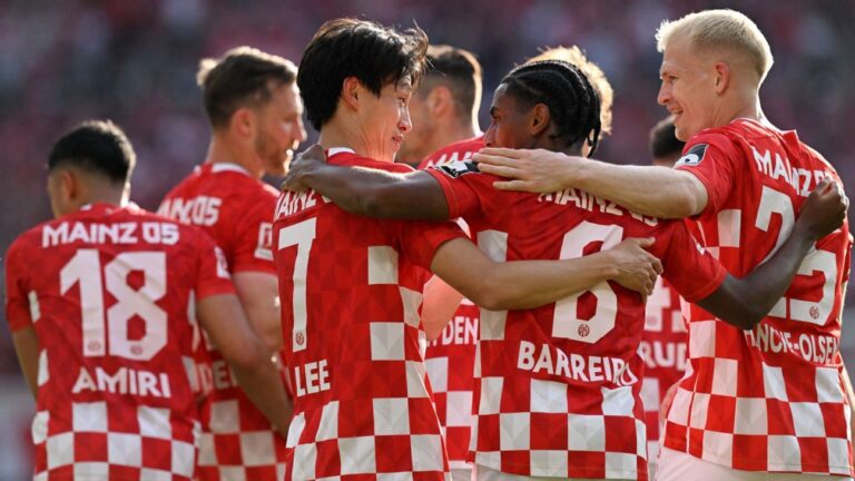 European Leagues Roundup: Dortmund Shocker, Pulisic Shines