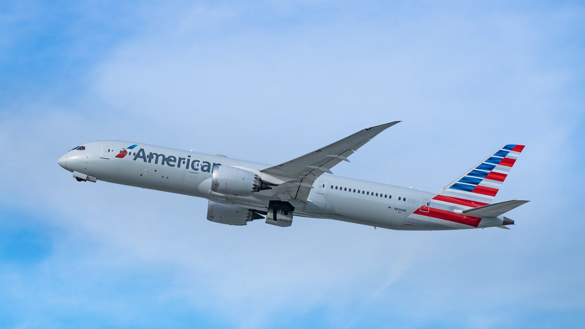 American Airlines CCO Vasu Raja to Step Down