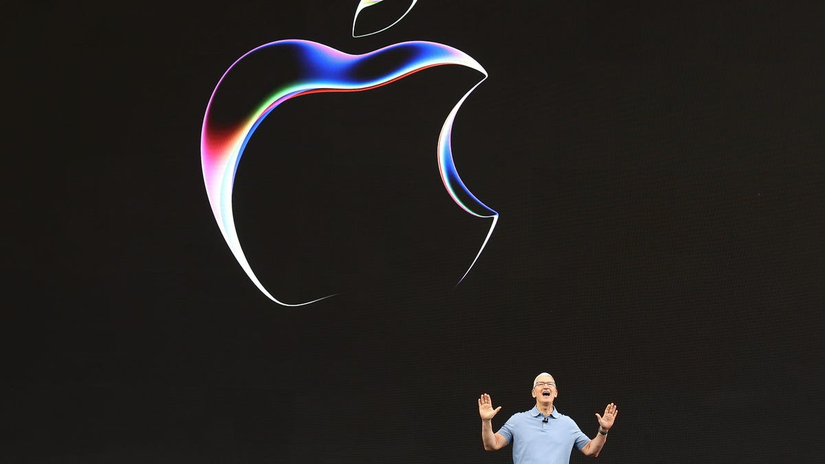 Apple CEO Tim Cook’s AI Plans at WWDC