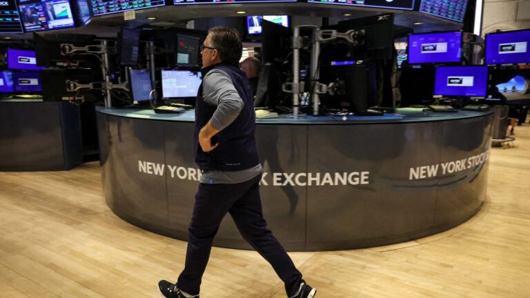 Stock Market Update: Disney Drops 9%, Palantir Plunges