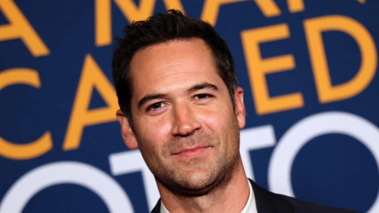 Manuel Garcia-Rulfo Joins Jurassic World Dominion