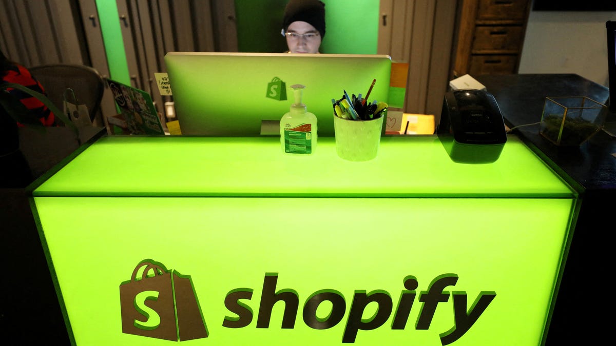 Shopify Expects Sales Slowdown Despite First Quarter Growth