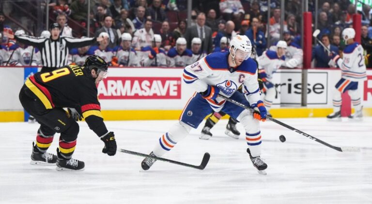 Rangers and Hurricanes seek Stanley Cup breakthrough