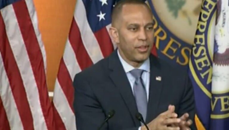 House Dem Leader Calls Alito an Insurrectionist