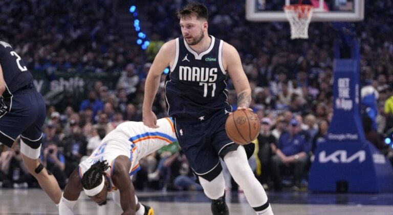 Mavericks beat Thunder 105-101 in Western Conference semifinals