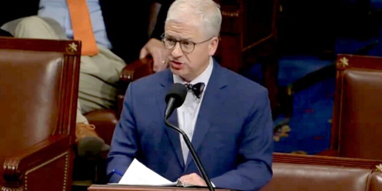 House Resolution to Overturn SEC Crypto Banking Policies Encounters White House Veto