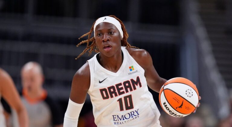 Dream Beat Sparks in Season Opener