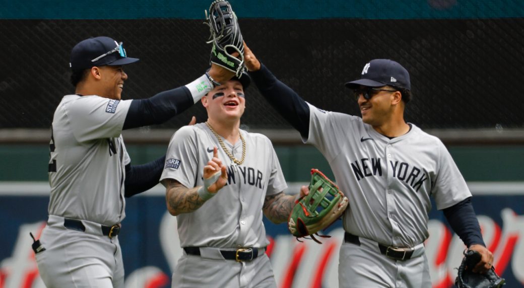 Yankees Sweep Twins; Astros Beat Athletics; Mets Top Phillies
