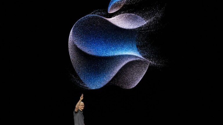 Apple’s First-Quarter Earnings & Stock Outlook