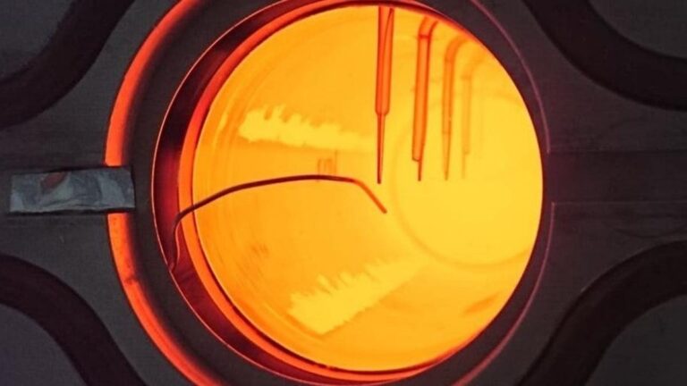 New Tech: Charging Crystals with Solar Energy