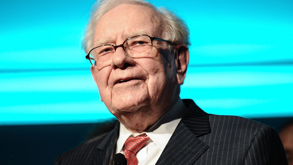 Berkshire Hathaway Shareholders Meeting: Buffett’s Three-Day Event