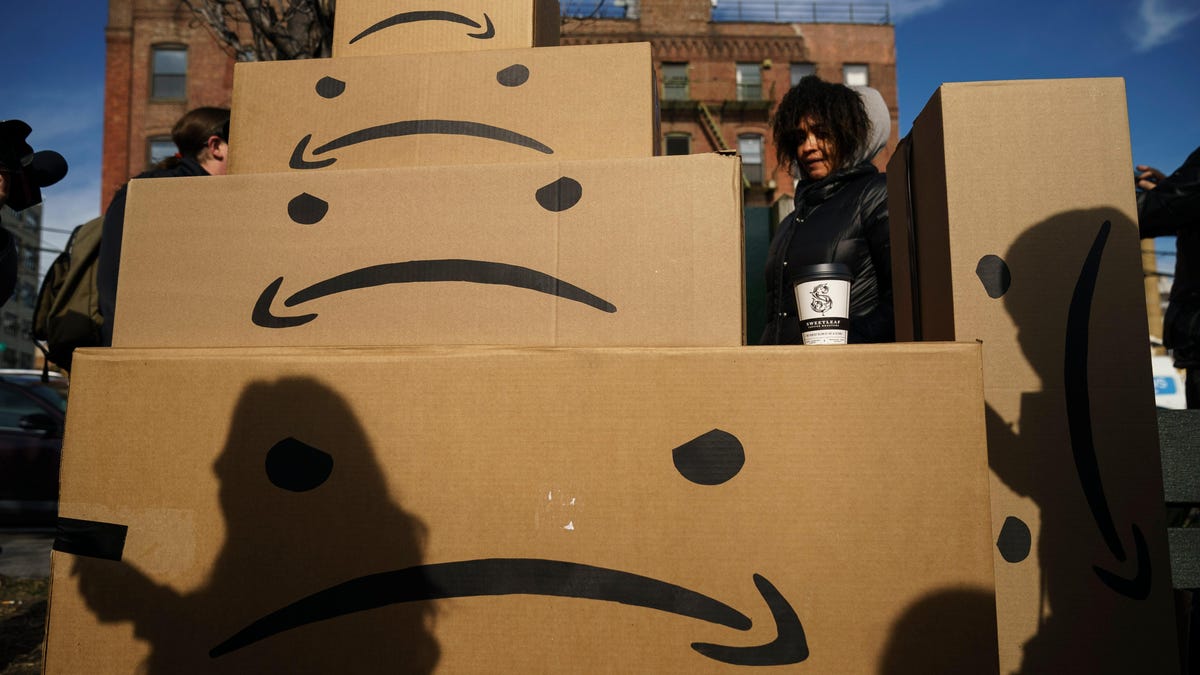 Amazon lays off 100 customer service team members