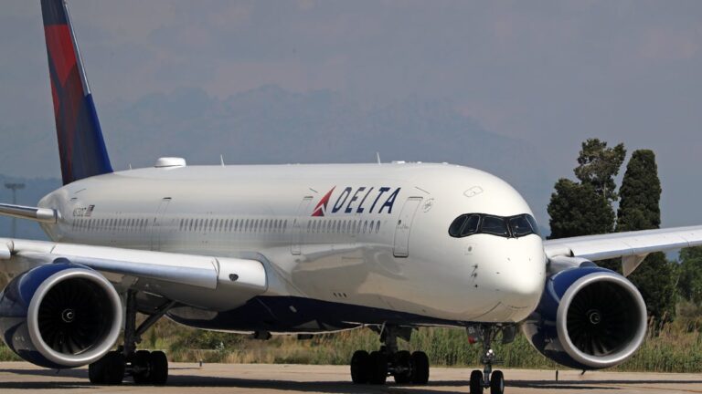 Delta Air Lines Regains Top Spot in Customer Satisfaction