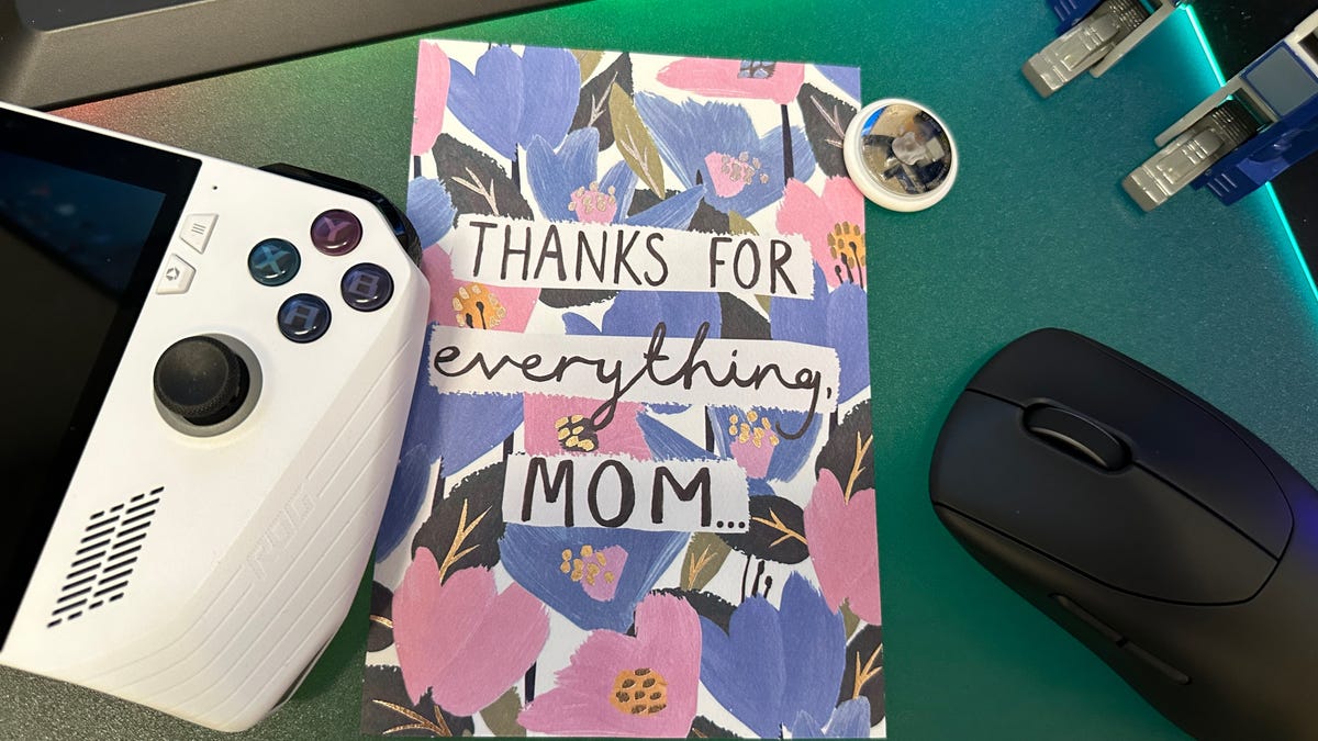 Treat Mom to a Cool Tech Gift This Mother’s Day