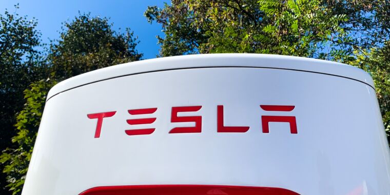 Tesla rehires Supercharger workers after mass layoffs