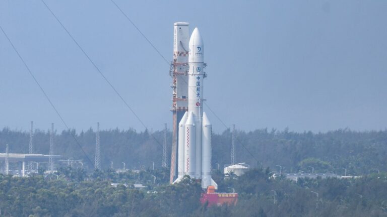 China to Launch Chang’e 6 Moon Mission Live
