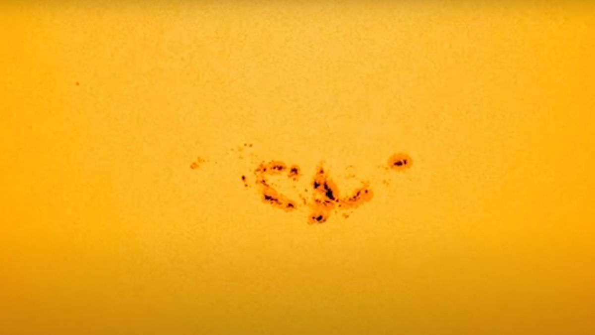 Massive Sunspot AR3664 Threatens Earth with Solar Flares