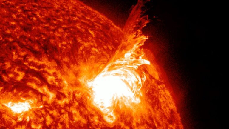 Sun’s Failed Eruption: Stunning NASA Footage