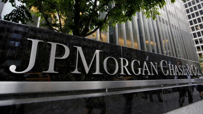 Stablecoin Bill Threatens Tether Dominance: JPMorgan