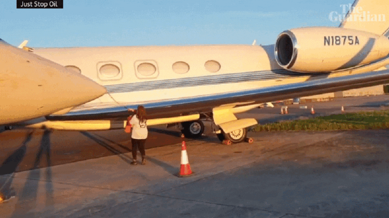 Taylor Swift’s Private Jet Targeted by Climate Protesters in the UK Taylor Swift’s Private Jet Targeted by Climate Protesters in the UK