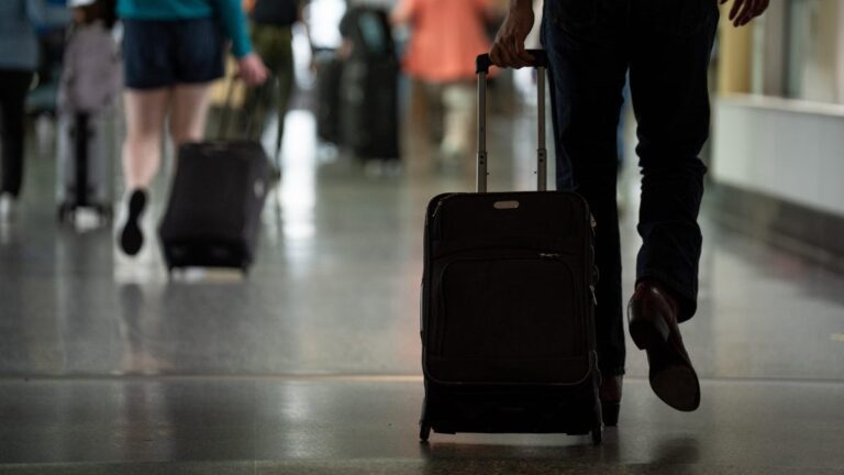 Legacy Airlines Slash Fares, Squeeze Budget Carriers