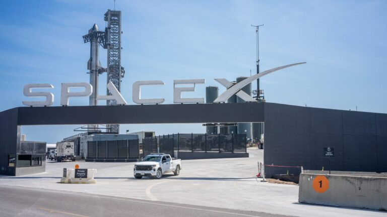 SpaceX prepares for fourth Starship test launch