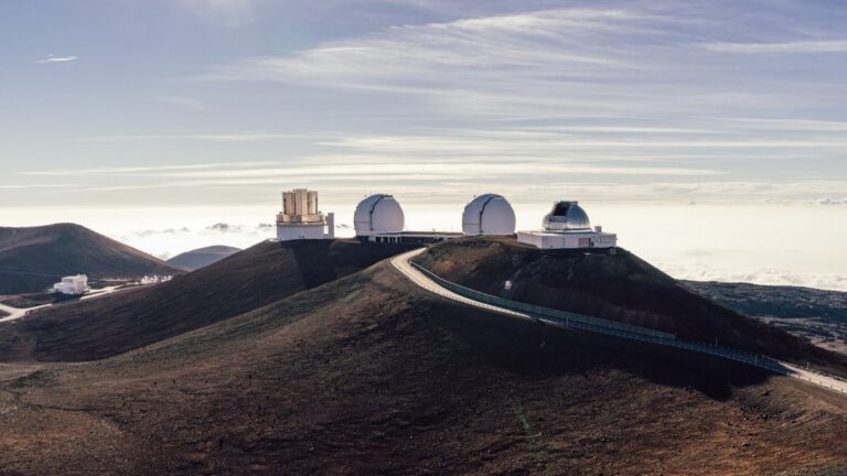 Telescope on Hawaiian volcano decommissioned